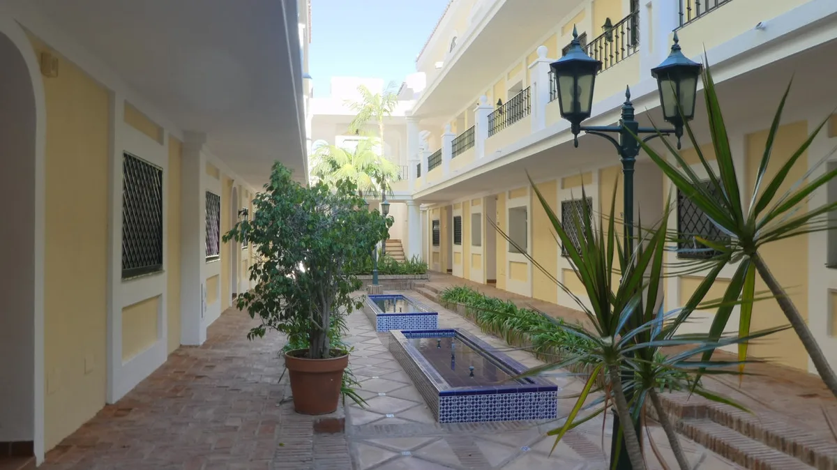 Aloha Gardens, Nueva Andalucía – Penthouse med takterrasse og solarium over Golf Valley – bilde 15