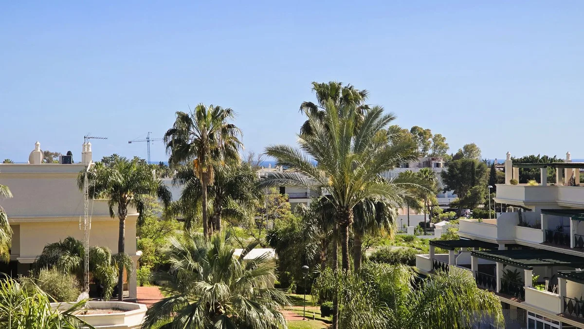 Lorcrimar V, Nueva Andalucía – Hjørne-toppleilighet med stor terrasse – bilde 20