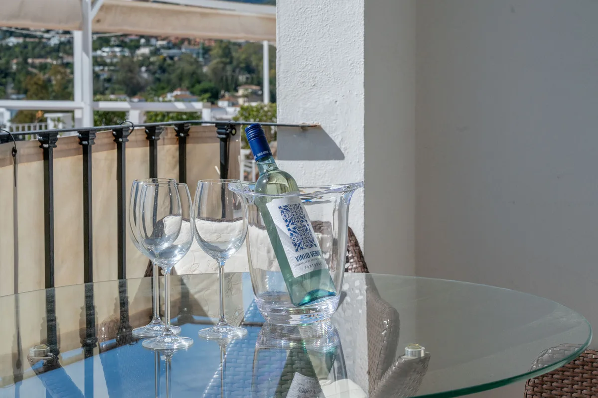 Aloha Pueblo, Nueva Andalucía – Rekkehus med takterrasse og utsikt over golfdalen – bilde 17