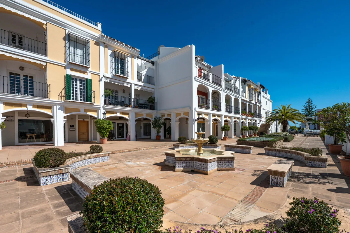 Aloha Pueblo, Nueva Andalucía – Rekkehus med takterrasse og utsikt over golfdalen – bilde 39