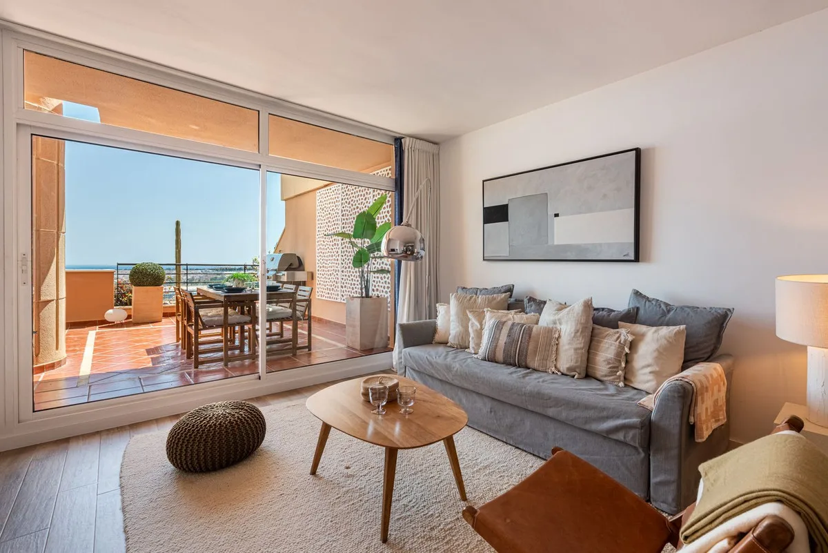 Golf Valley, Nueva Andalucía – Leilighet med panoramautsikt over havet og golfbanen – bilde 8