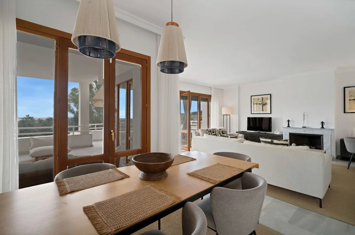 Alcores del Golf, Nueva Andalucía – Renovert leilighet i frontlinje til golfbanen med 87 m² terrasser – bilde 26