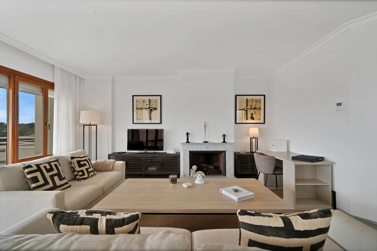 Alcores del Golf, Nueva Andalucía – Renovert leilighet i frontlinje til golfbanen med 87 m² terrasser – bilde 27