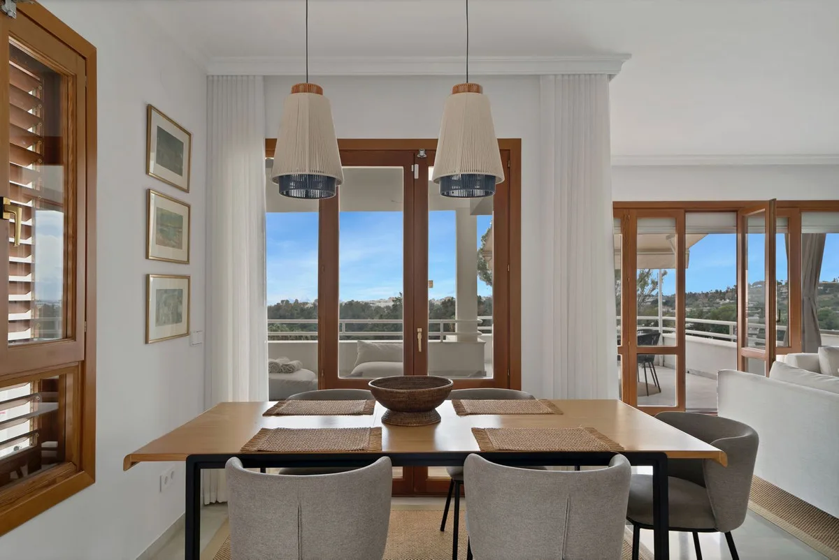 Alcores del Golf, Nueva Andalucía – Renovert leilighet i frontlinje til golfbanen med 87 m² terrasser – bilde 30