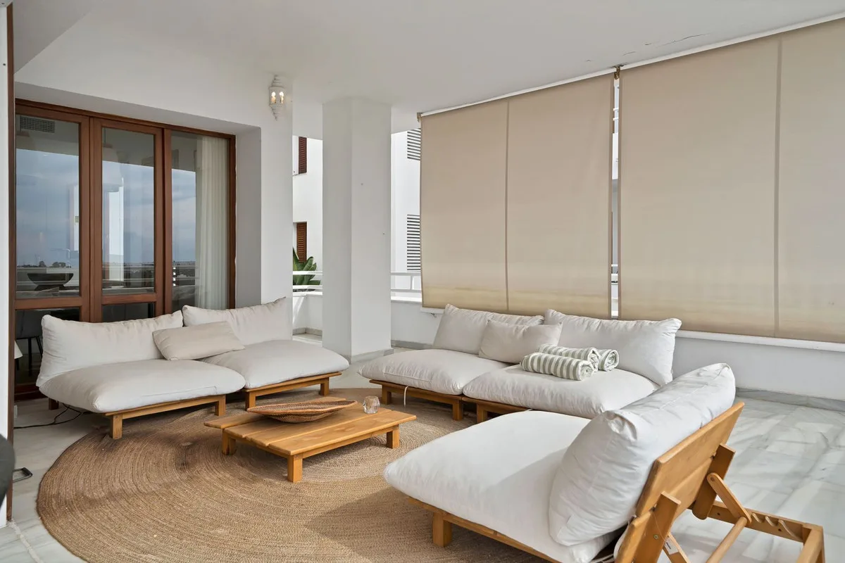 Alcores del Golf, Nueva Andalucía – Renovert leilighet i frontlinje til golfbanen med 87 m² terrasser – bilde 37