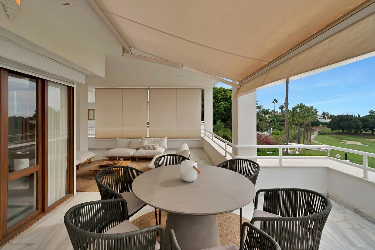 Alcores del Golf, Nueva Andalucía – Renovert leilighet i frontlinje til golfbanen med 87 m² terrasser – bilde 42