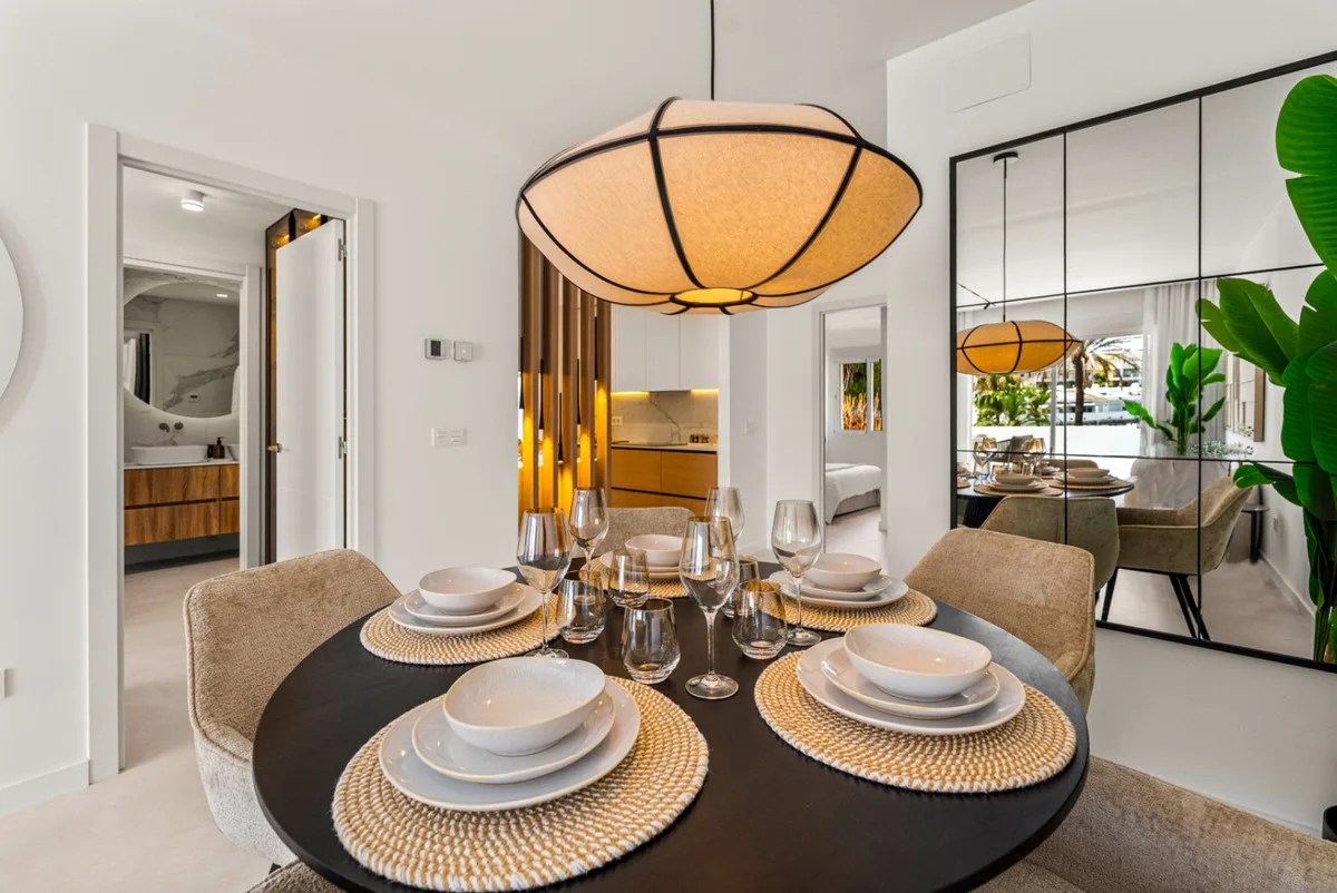 Los Dragos, Nueva Andalucía – Renovert duplex-penthouse i frontlinje til Aloha Golf – bilde 10