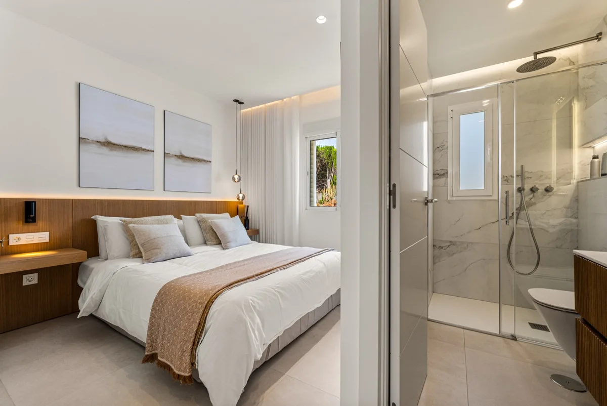 Los Dragos, Nueva Andalucía – Renovert duplex-penthouse i frontlinje til Aloha Golf – bilde 21