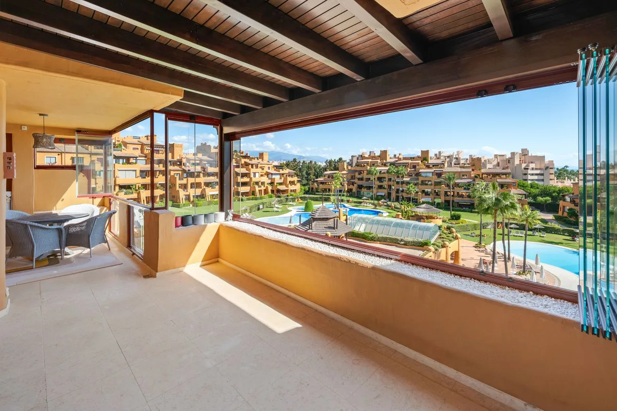 Granados del Mar, Estepona – Leilighet i første strandlinje med terrasse og sjøutsikt – bilde 15