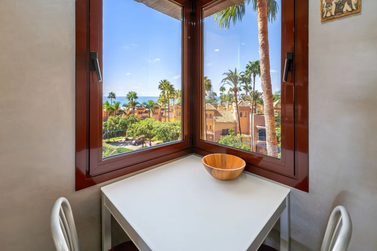 Granados del Mar, Estepona – Leilighet i første strandlinje med terrasse og sjøutsikt – bilde 34