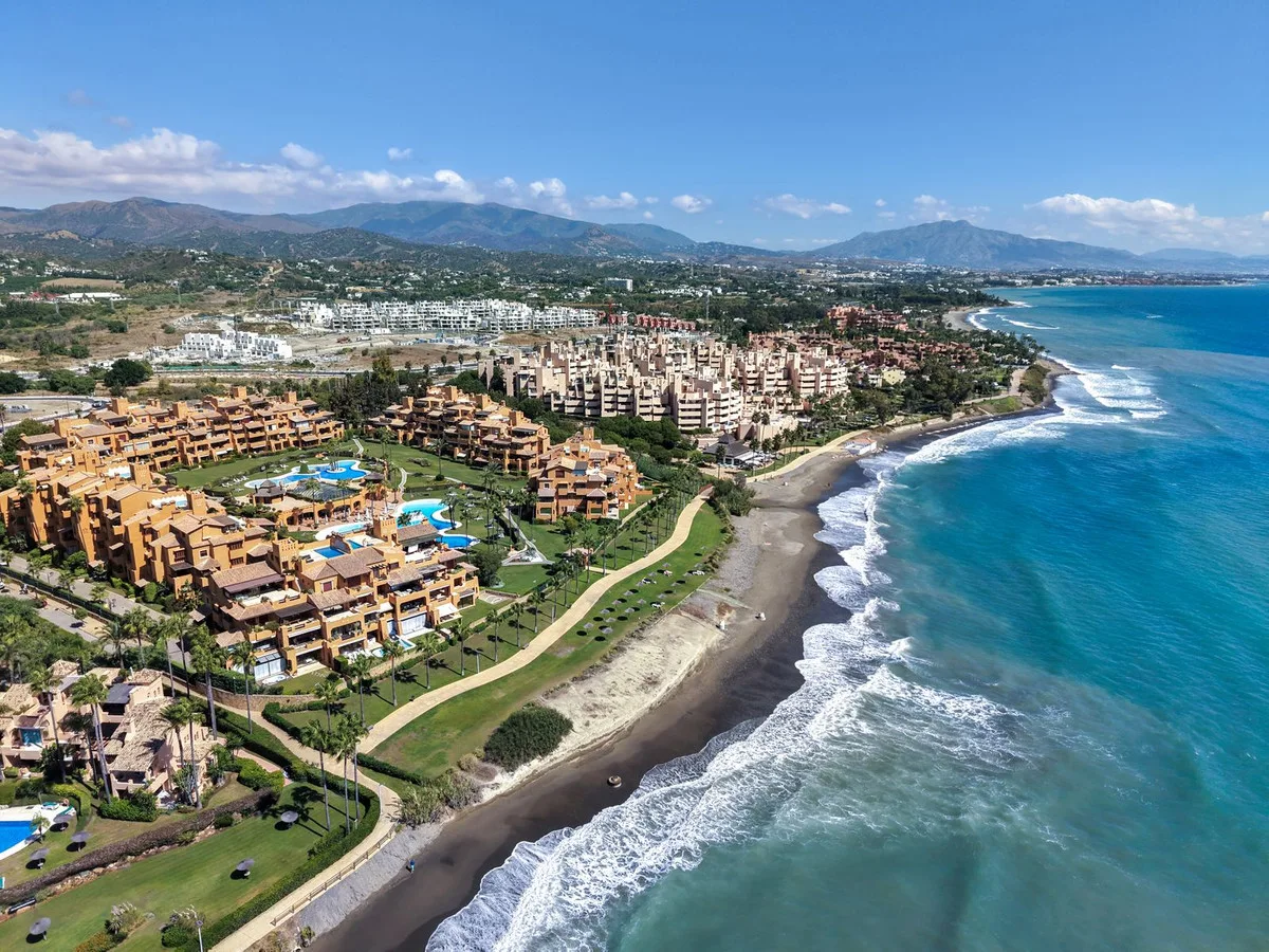 Granados del Mar, Estepona – Leilighet i første strandlinje med terrasse og sjøutsikt – bilde 35