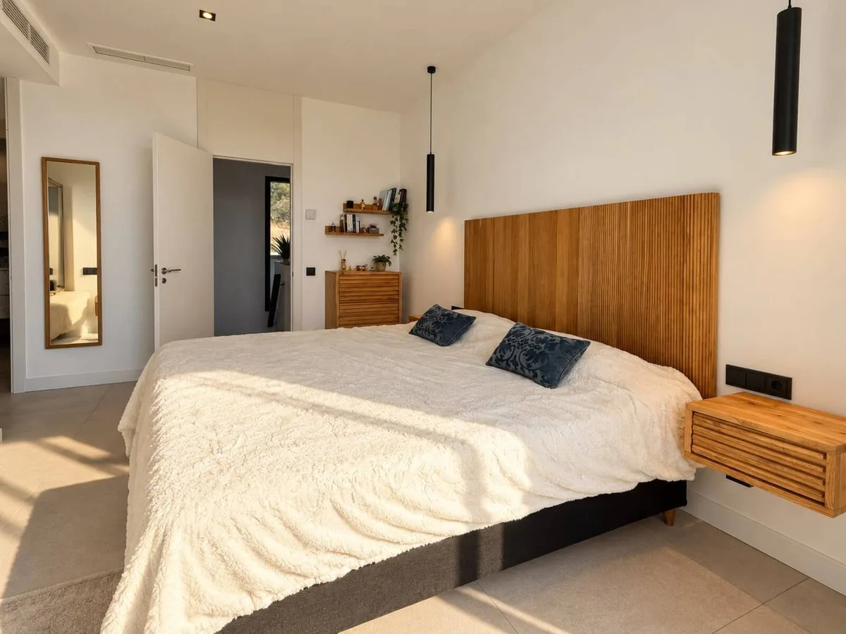 Los Monteros – Penthouse med to store terrasser og sjøutsikt – bilde 12