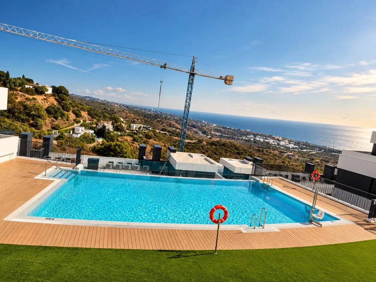 Los Monteros – Penthouse med to store terrasser og sjøutsikt – bilde 30