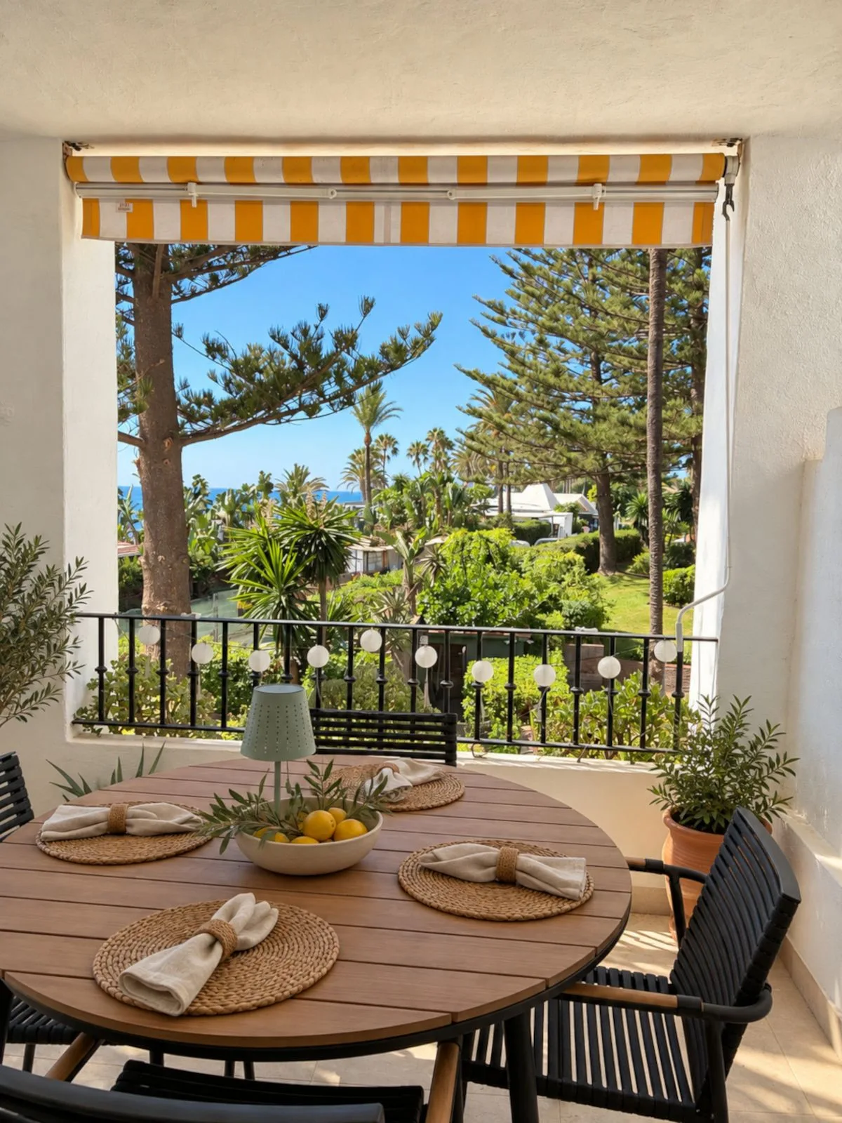 Castiglione, San Pedro de Alcántara – renovert leilighet i første rekke ved stranden, med sjøutsikt og to terrasser – bilde 14
