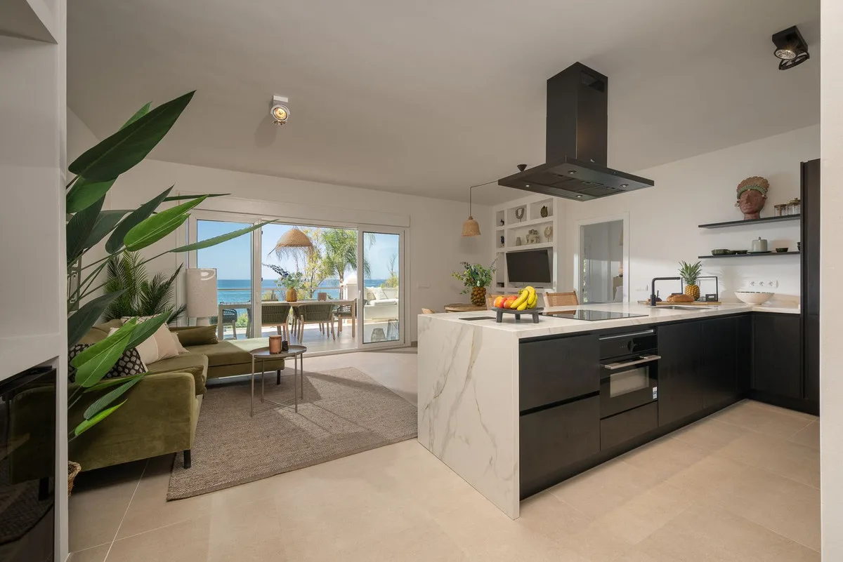 Estepona – 3 soverom, sørvestterrasse og panoramautsikt over havet, med gangavstand til gamlebyen – bilde 11