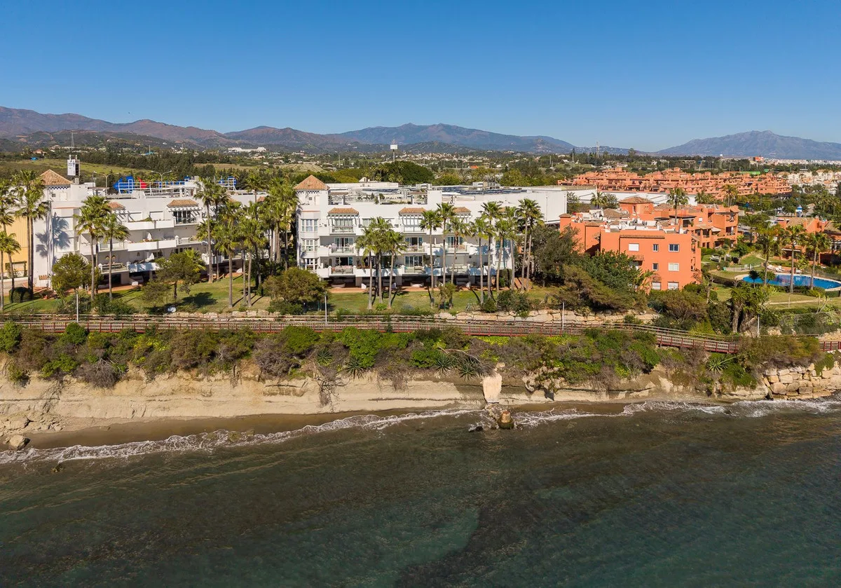 Estepona – 3 soverom, sørvestterrasse og panoramautsikt over havet, med gangavstand til gamlebyen – bilde 23