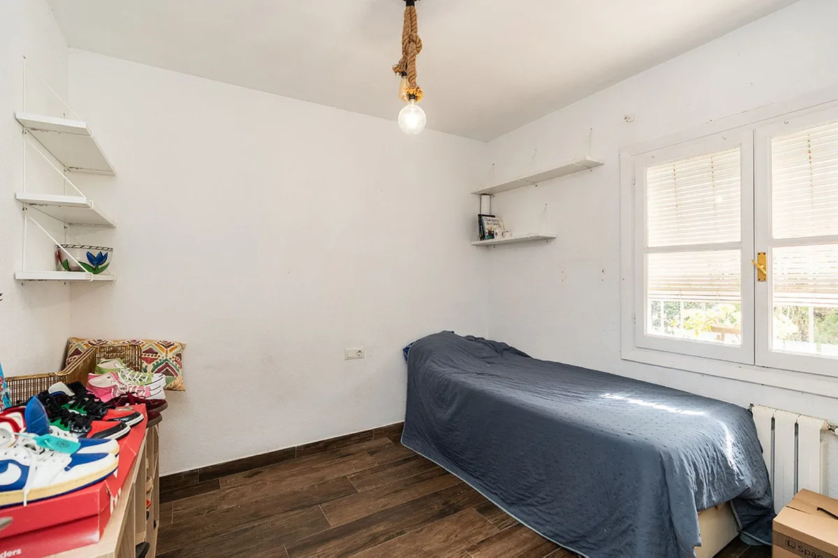 Río Real – Andalusisk villa med 6 soverom, privat basseng og panoramautsikt mot sjøen og La Concha – bilde 21