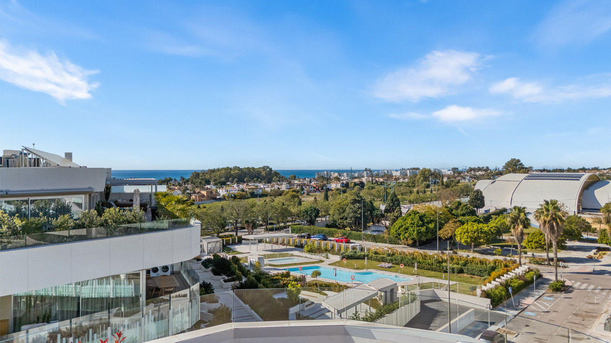 San Pedro de Alcántara – Stort, nytt penthouse med panoramautsikt og romslig terrasse nær stranden – bilde 2