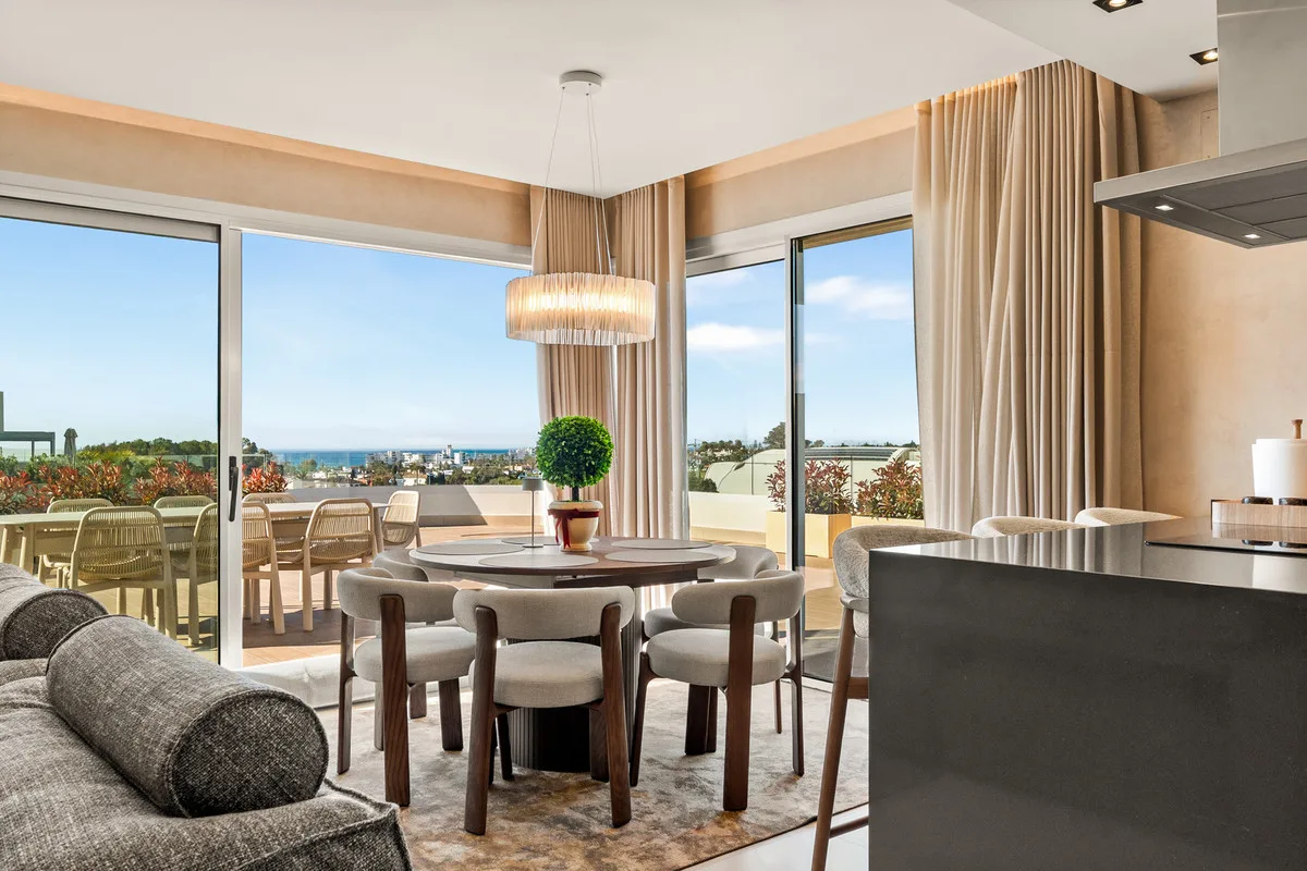 San Pedro de Alcántara – Stort, nytt penthouse med panoramautsikt og romslig terrasse nær stranden – bilde 9