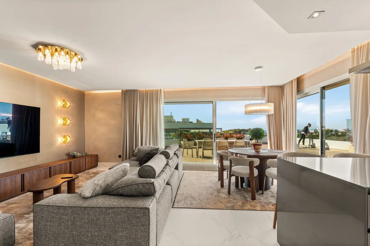 San Pedro de Alcántara – Stort, nytt penthouse med panoramautsikt og romslig terrasse nær stranden – bilde 10