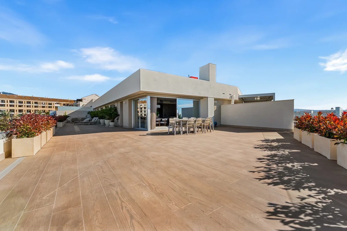 San Pedro de Alcántara – Stort, nytt penthouse med panoramautsikt og romslig terrasse nær stranden – bilde 29