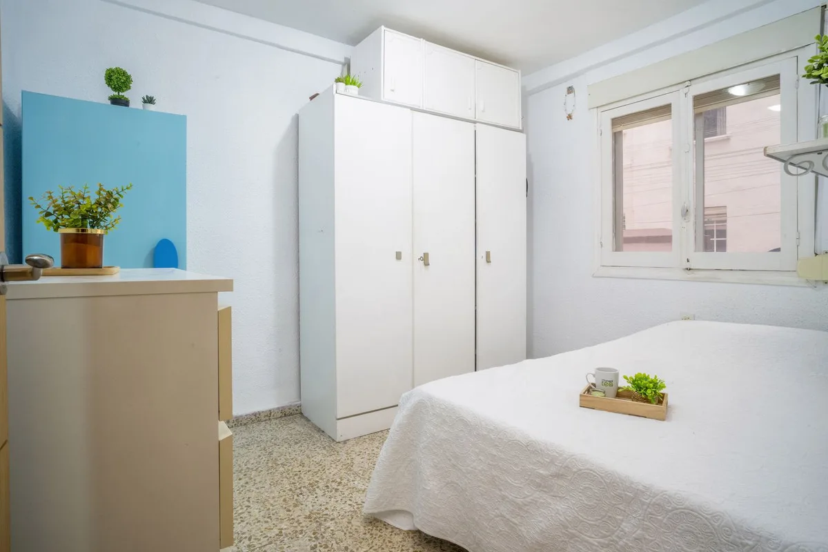 Málaga – Lys familieleilighet med 3 soverom og terrasse – bilde 11