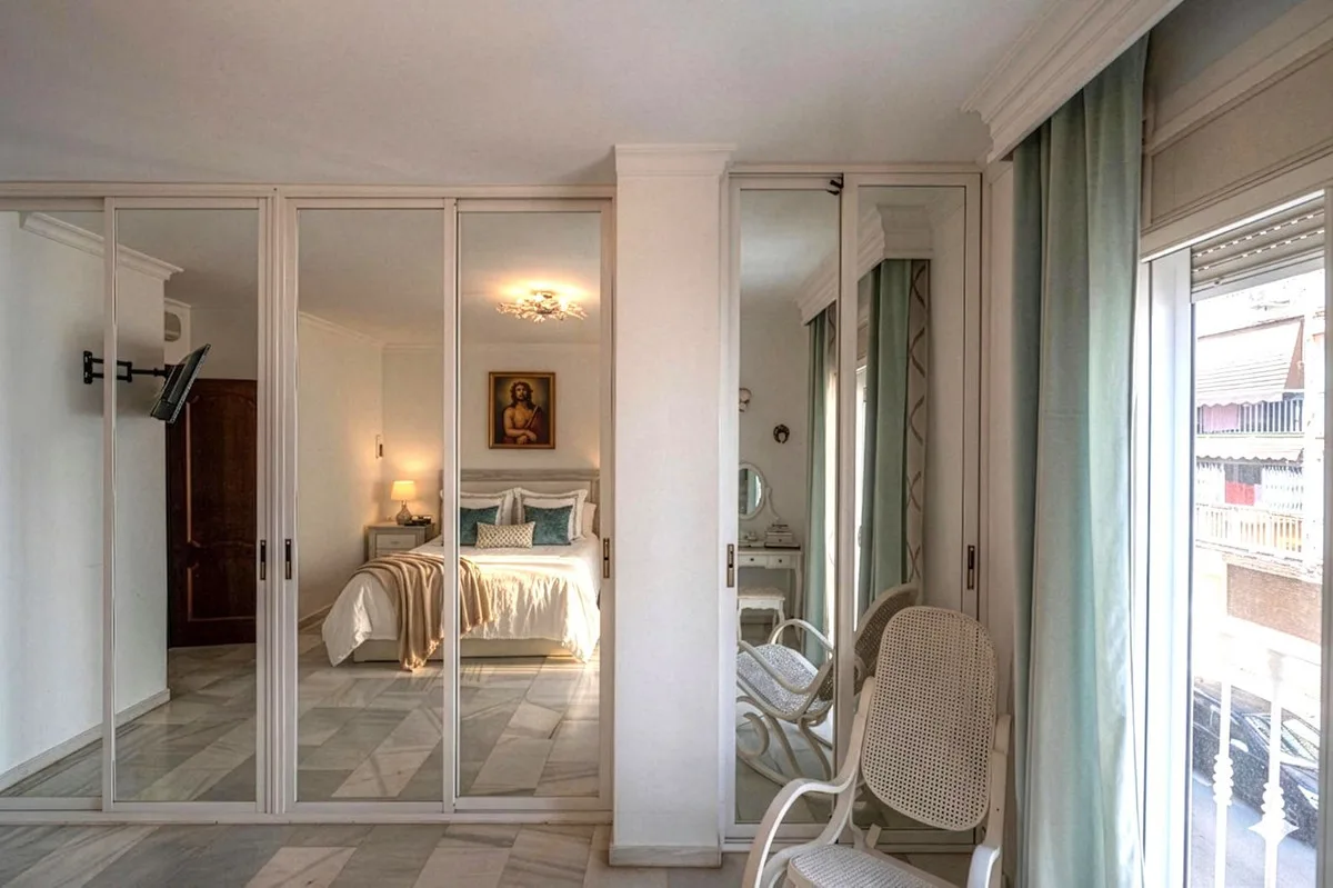 Victoria Eugenia, Málaga – stor leilighet med fire soverom, tre bad og terrasse – bilde 19