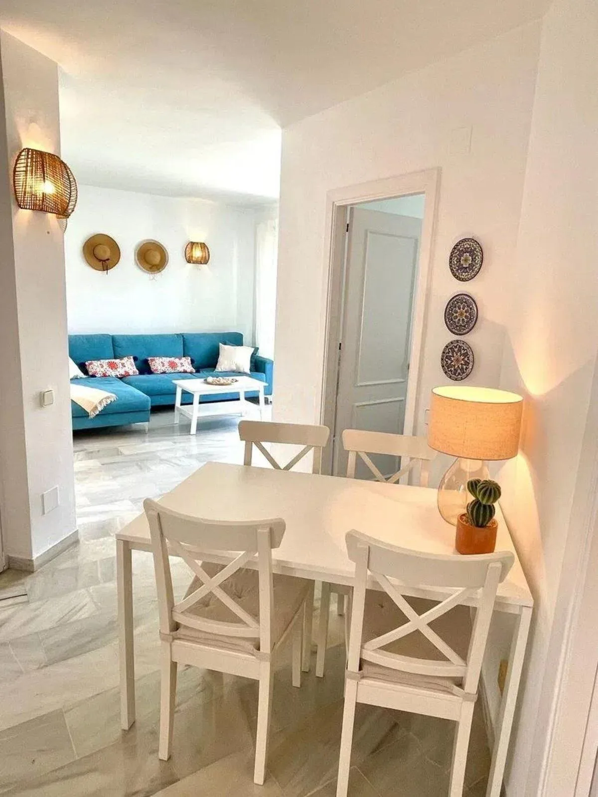 Calahonda – leilighet på bakkeplan med to soverom, privat terrasse og felles basseng i lukket anlegg – bilde 8