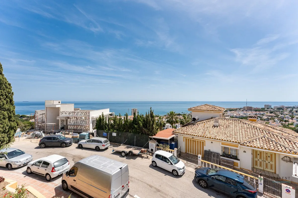Riviera del Sol – to soverom med panoramautsikt over havet, solnedgang og kort gange til stranden – bilde 6