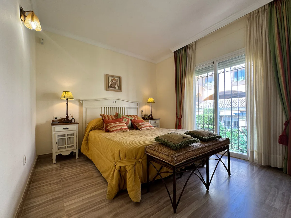 Hacienda, Elviria – Stor leilighet med flott utsikt – bilde 14