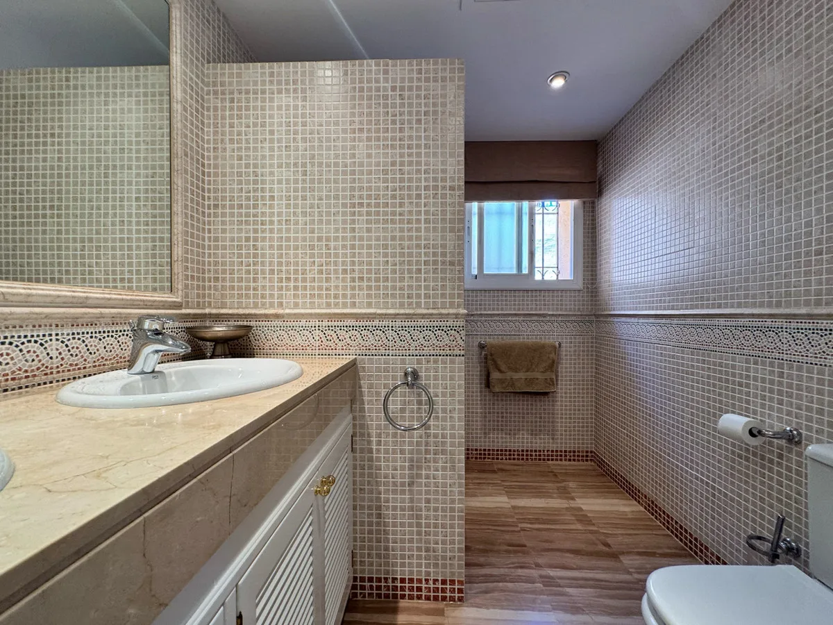 Hacienda, Elviria – Stor leilighet med flott utsikt – bilde 15