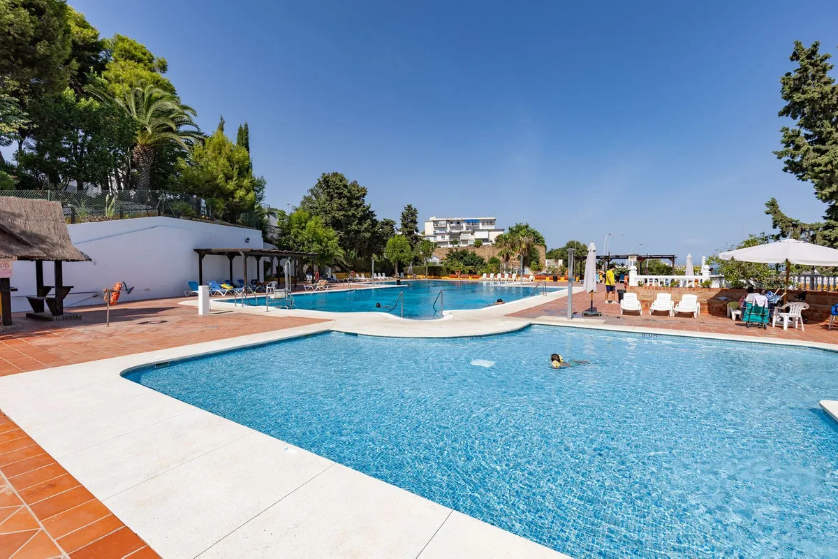 Torremolinos – Leilighet med ti minutters gange til Puerto Marina og stort fellesbasseng – bilde 33