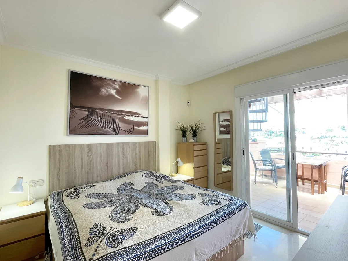 Riviera del Sol – Privat solarium med havutsikt, to soverom og garasjeplass i lukket anlegg – bilde 13