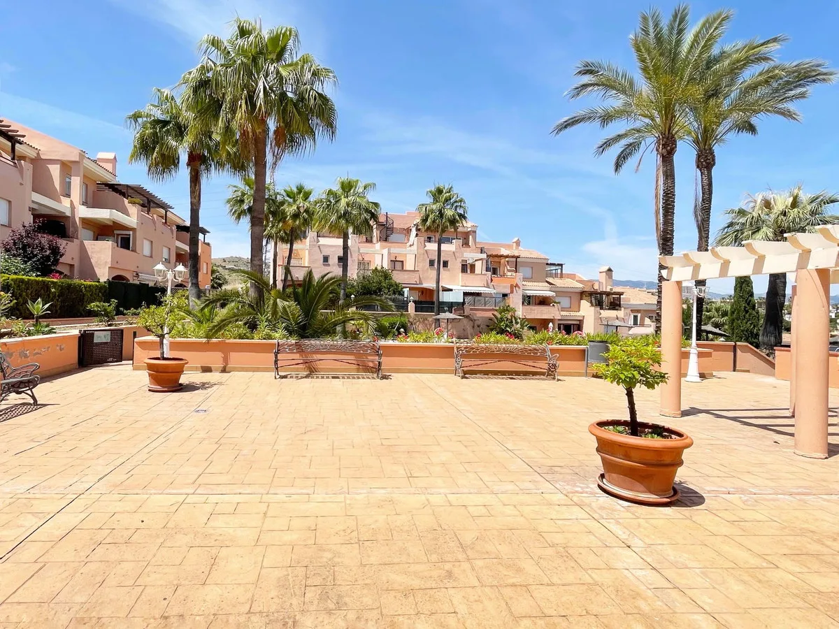 Riviera del Sol – Privat solarium med havutsikt, to soverom og garasjeplass i lukket anlegg – bilde 27