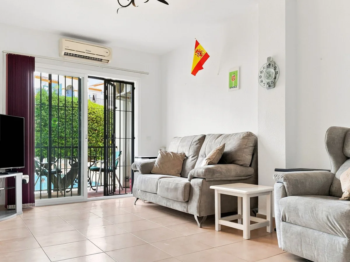 Montemar, Torremolinos – Leilighet med overbygd terrasse mot basseng og hage, nær strand og marina – bilde 8