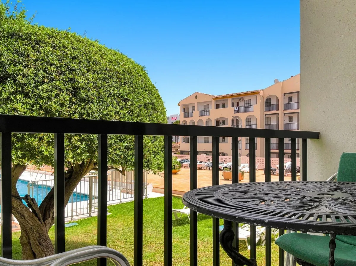 Montemar, Torremolinos – Leilighet med overbygd terrasse mot basseng og hage, nær strand og marina – bilde 12