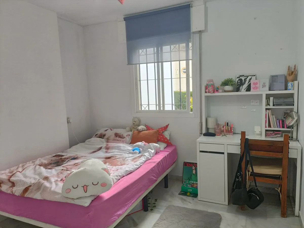 Torremolinos – Sørvendt terrasse, to soverom og privat parkering i lukket anlegg nær havet – bilde 22