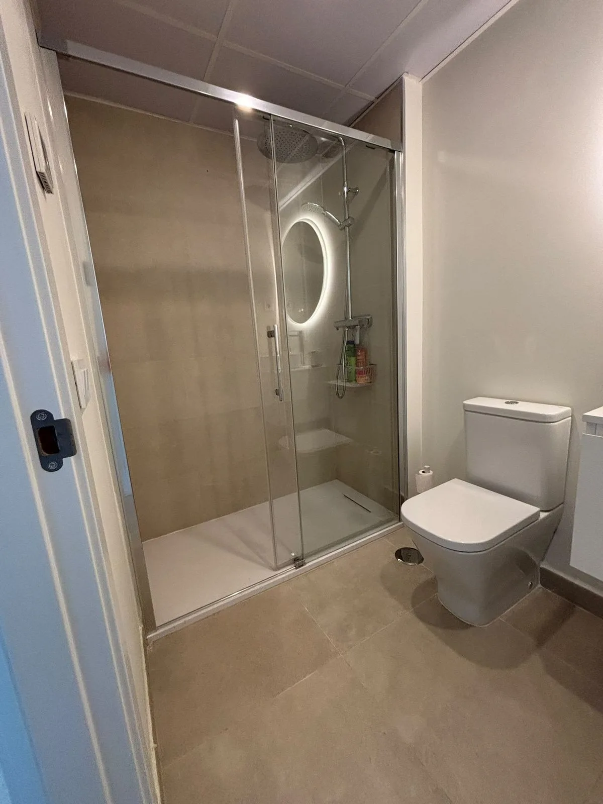 Benalmádena – Ny toppleilighet med panoramautsikt over havet og takterrasse med jacuzzi – bilde 16