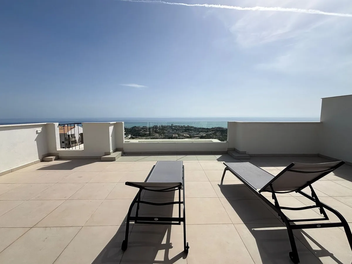Benalmádena – Ny toppleilighet med panoramautsikt over havet og takterrasse med jacuzzi – bilde 23