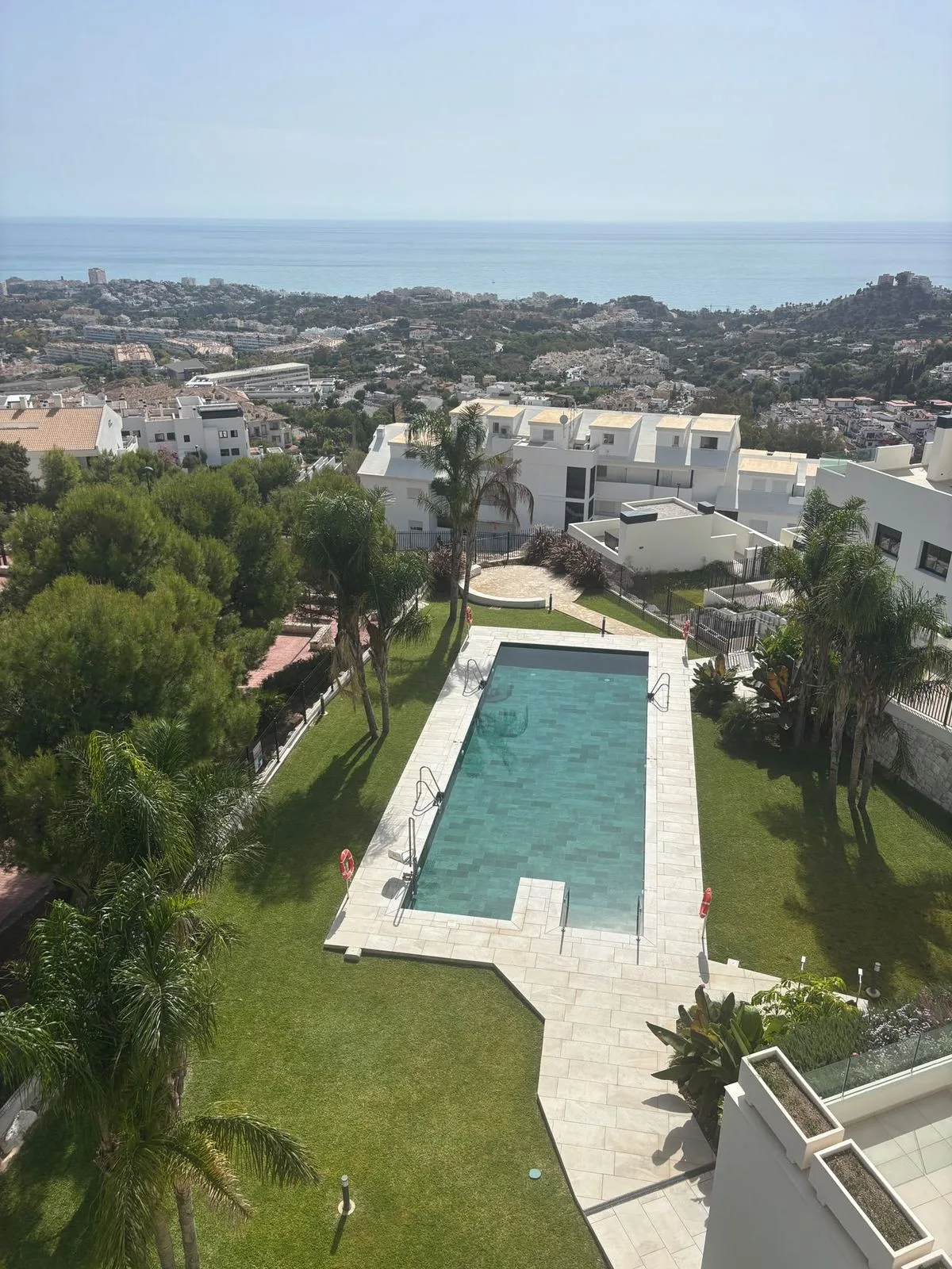 Benalmádena – Ny toppleilighet med panoramautsikt over havet og takterrasse med jacuzzi – bilde 24
