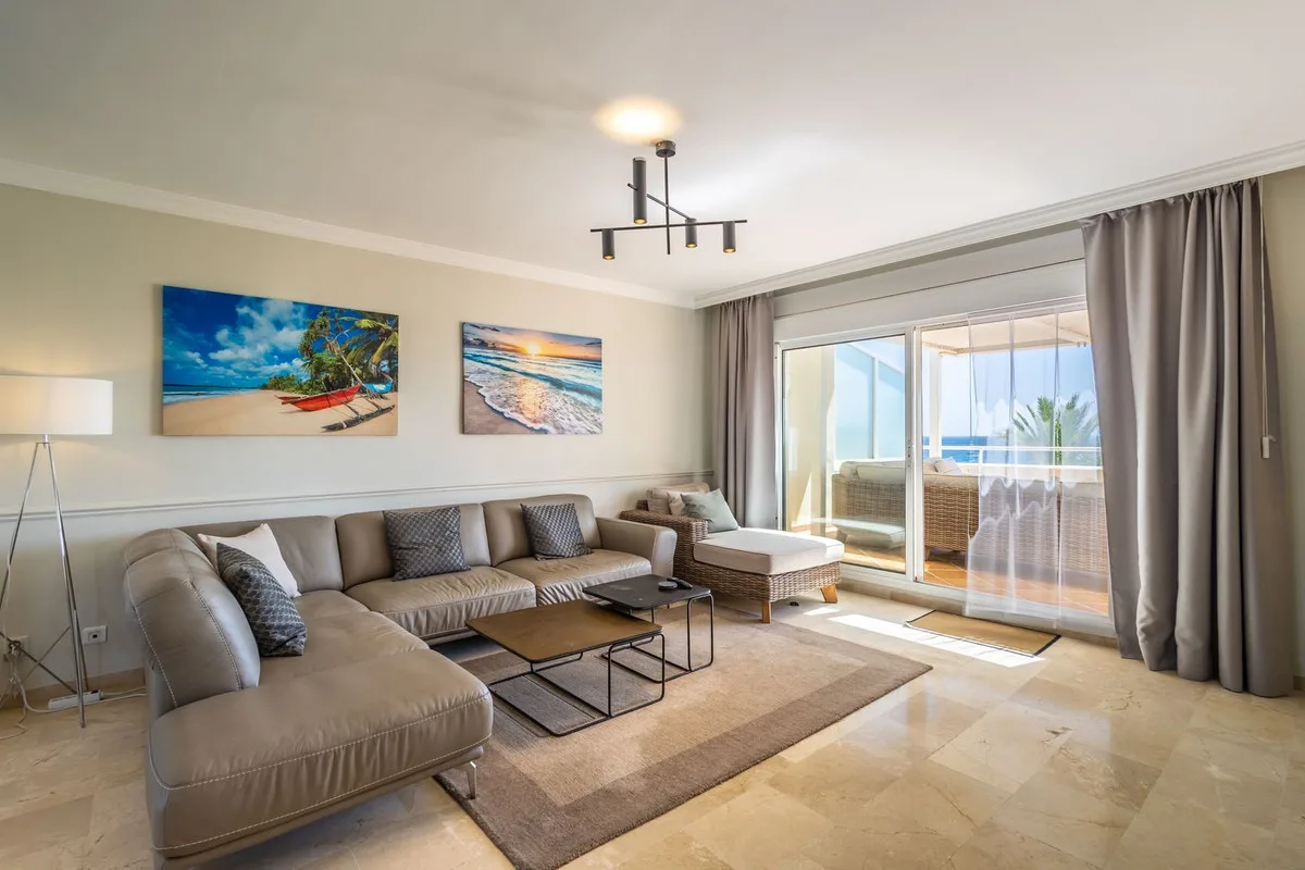 Estepona – Penthouse på første linje med utsikt over Middelhavet, Gibraltar og Afrika fra egen solterrasse – bilde 12