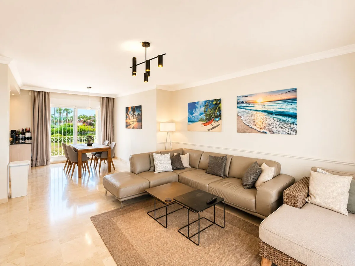 Estepona – Penthouse på første linje med utsikt over Middelhavet, Gibraltar og Afrika fra egen solterrasse – bilde 11