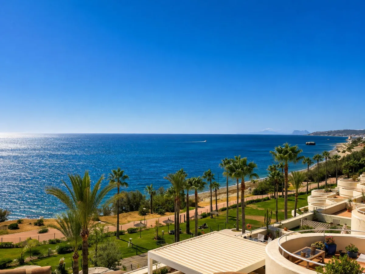Estepona – Penthouse på første linje med utsikt over Middelhavet, Gibraltar og Afrika fra egen solterrasse – bilde 26