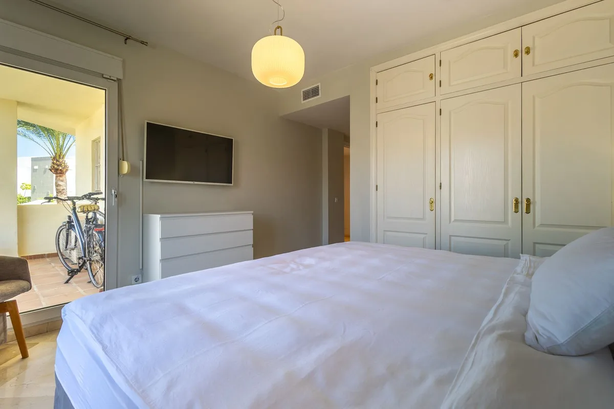 Estepona – Penthouse på første linje med utsikt over Middelhavet, Gibraltar og Afrika fra egen solterrasse – bilde 31