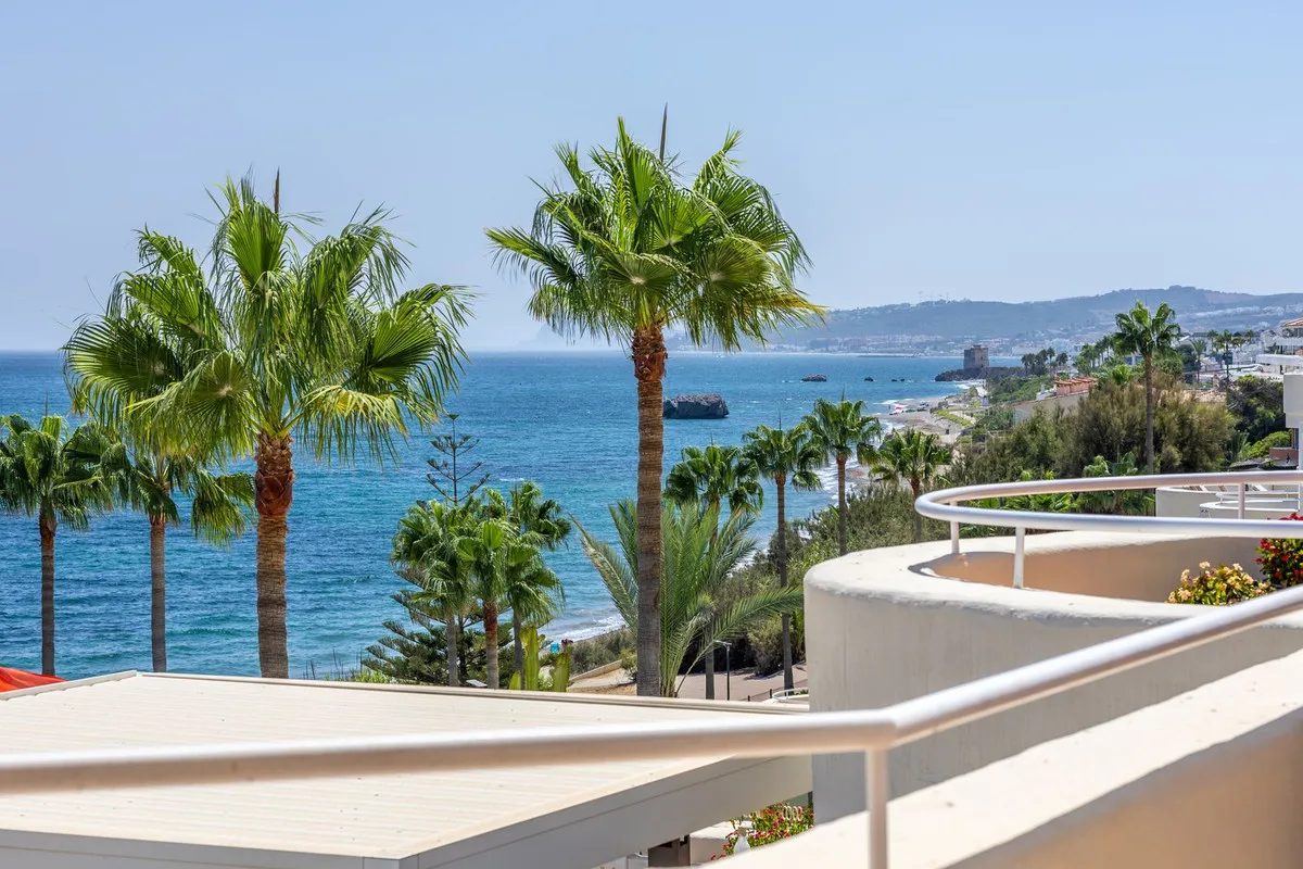 Estepona – Penthouse på første linje med utsikt over Middelhavet, Gibraltar og Afrika fra egen solterrasse – bilde 42
