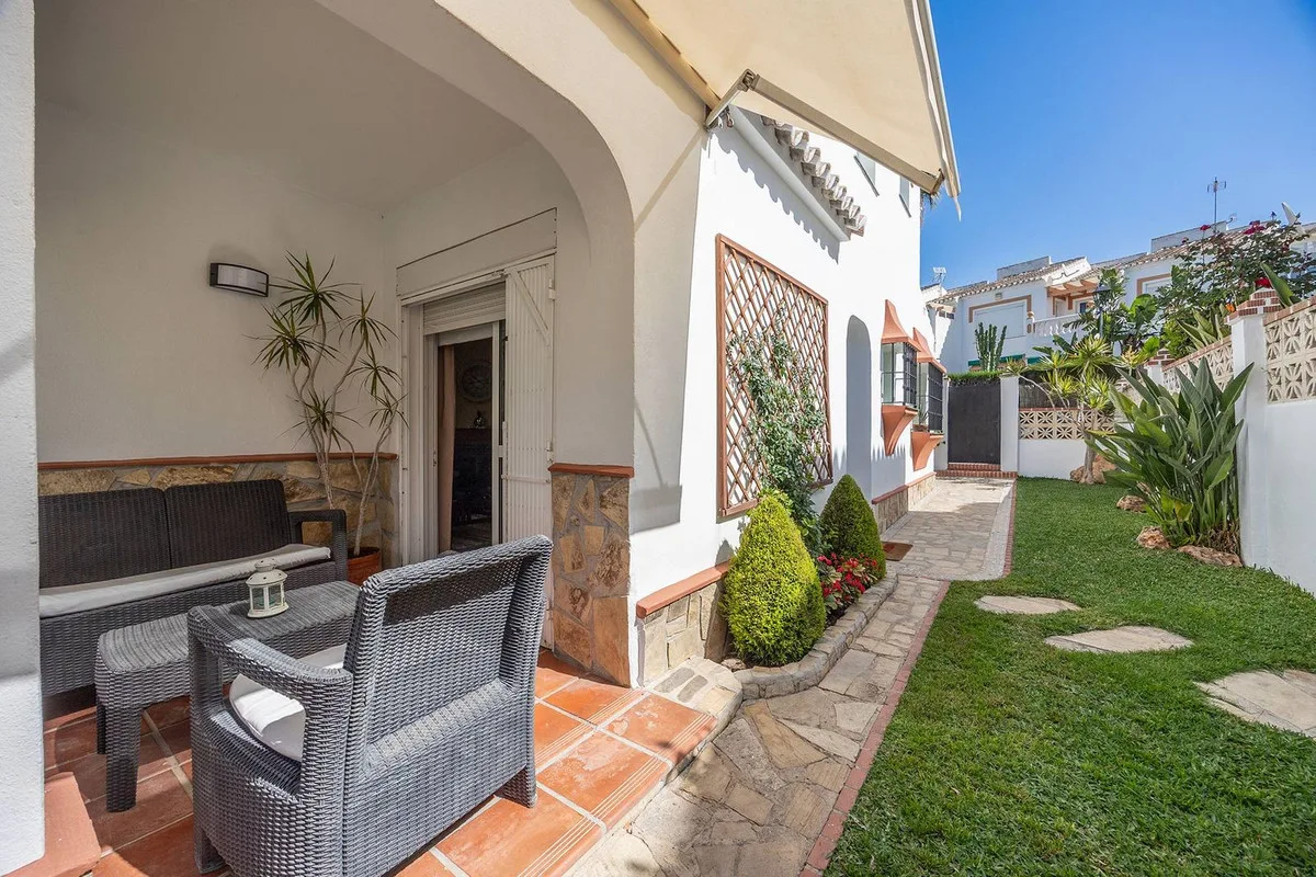 El Peñoncillo, Torrox Costa – Innflytningsklart rekkehus med privat hage og grillplass i rolig område – bilde 7