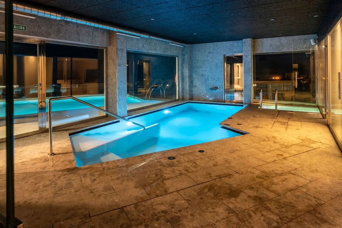 Torrox Costa – Nytt rekkehus i El Mirador Spa & Resort, med havutsikt fra flere terrasser og spa i anlegget – bilde 33