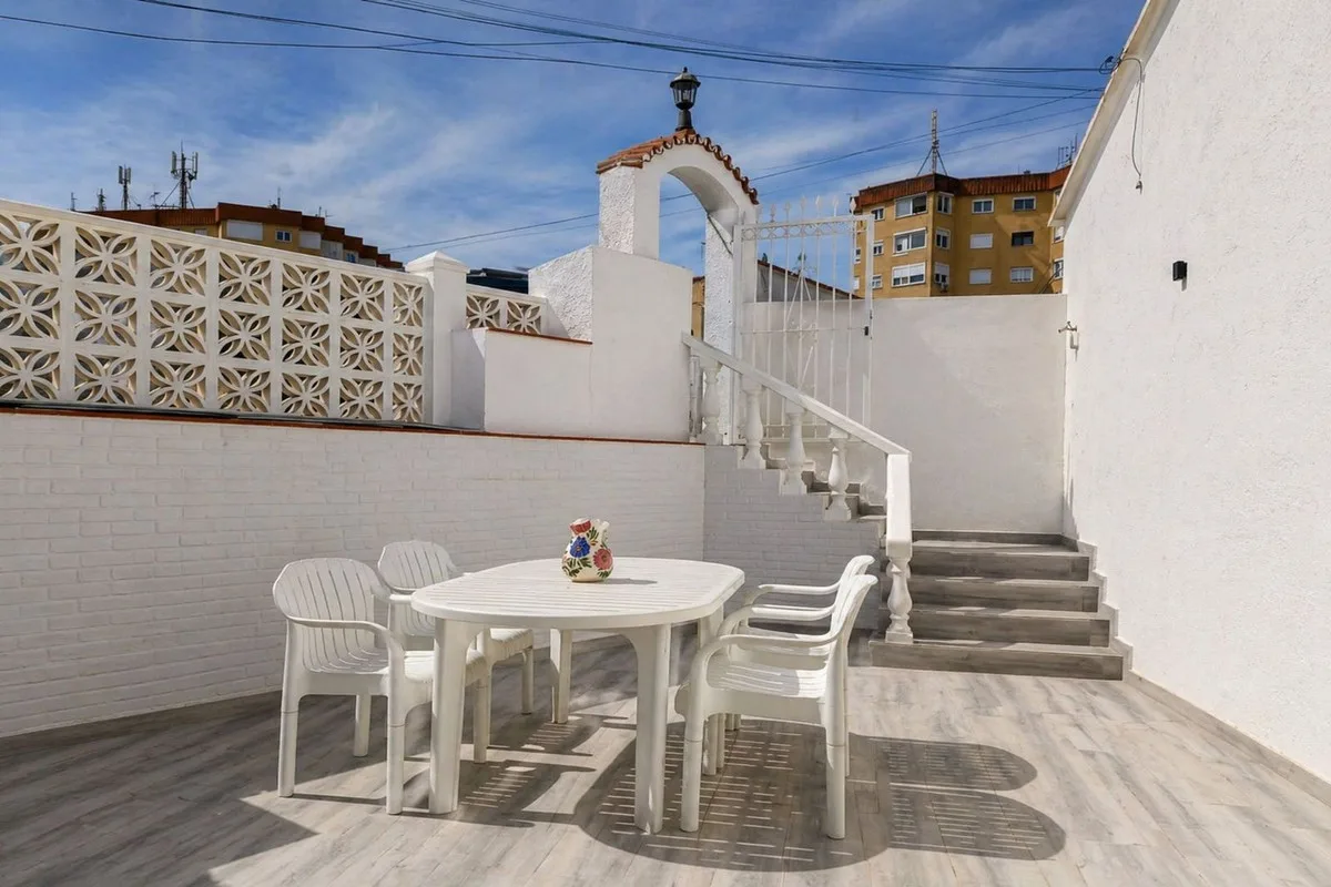 Mijas Costa – Sjarmerende rekkehus med havutsikt, 5 minutters gange til stranden. Turistlisens er på plass – bilde 11