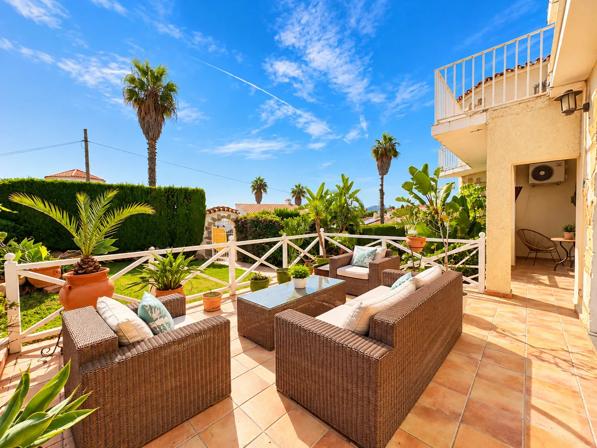 Mijas Costa – Romslig villa med 7 soverom, privat basseng og havutsikt, bare 500 meter fra stranden – bilde 14